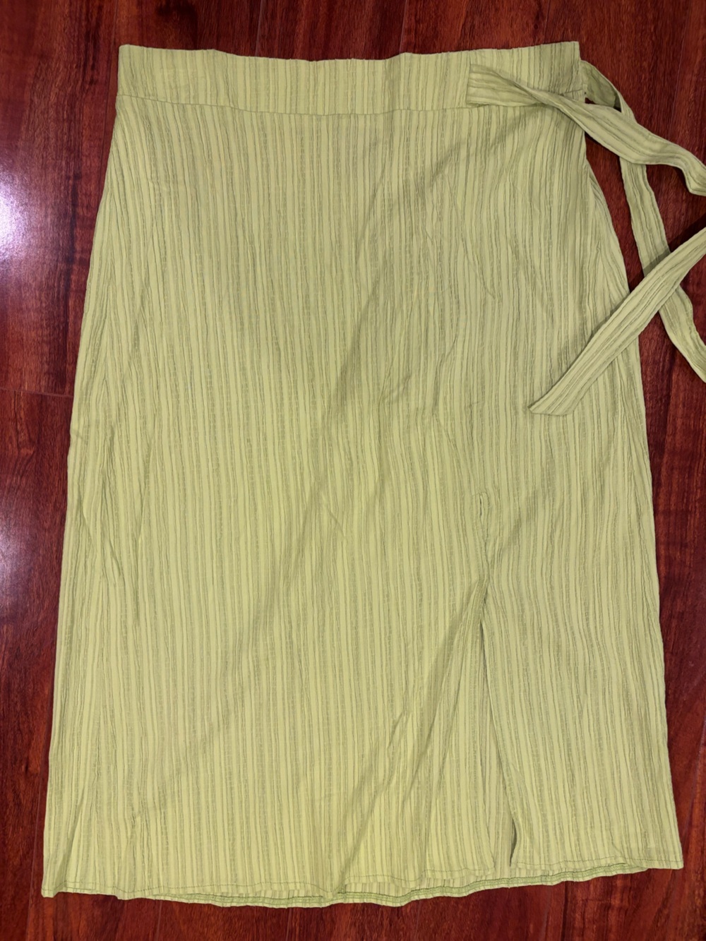 Soho Light Green Textured Skirt